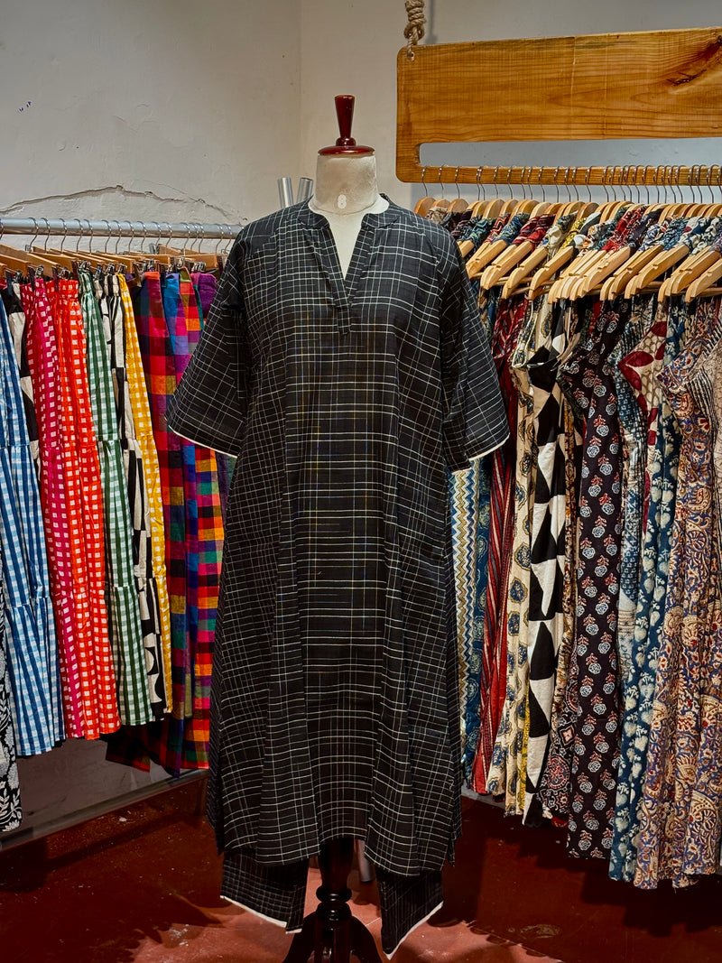 Arohi Checkered Cords